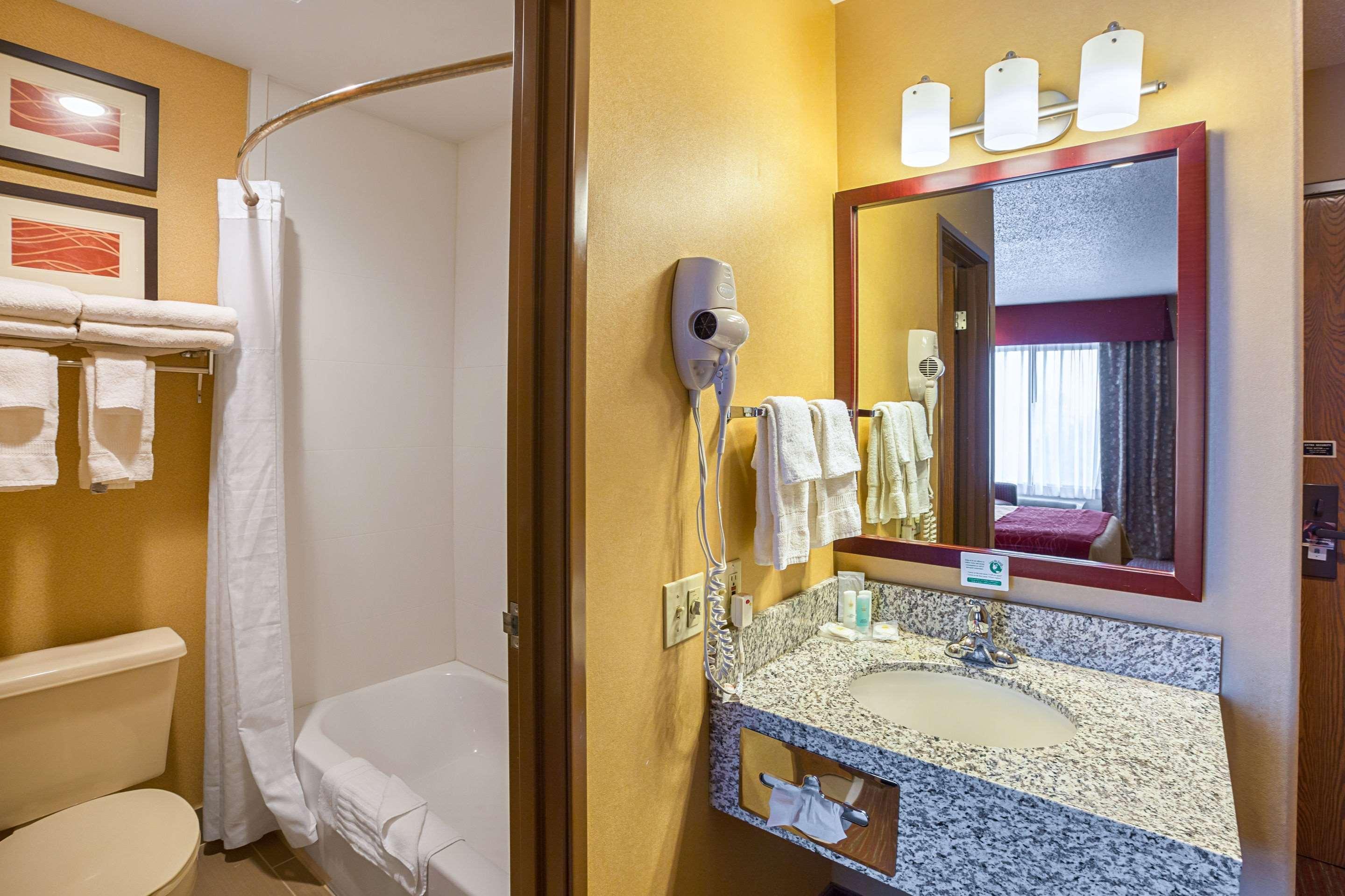 Quality Inn Йорк Екстериор снимка