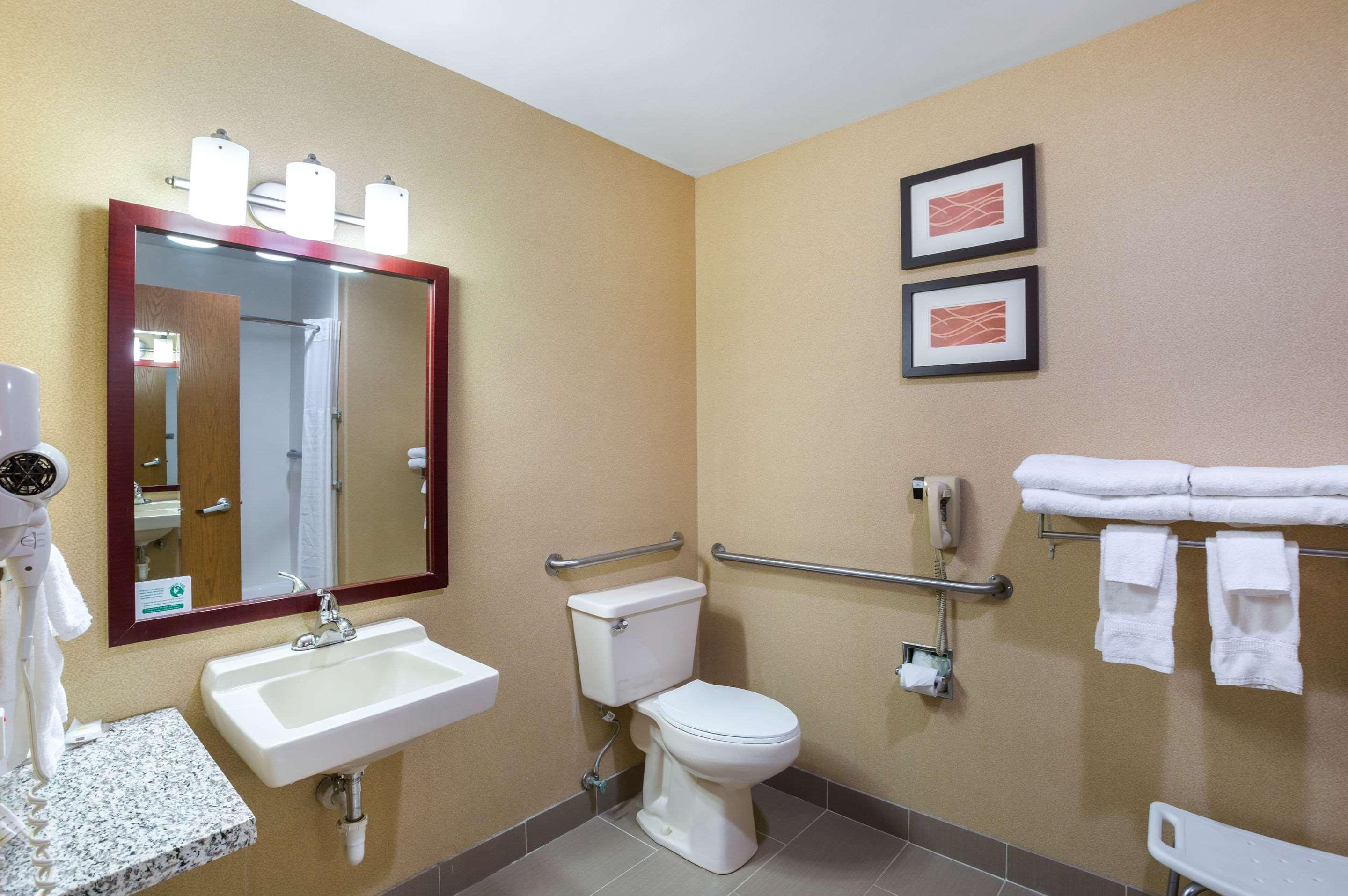 Quality Inn Йорк Екстериор снимка