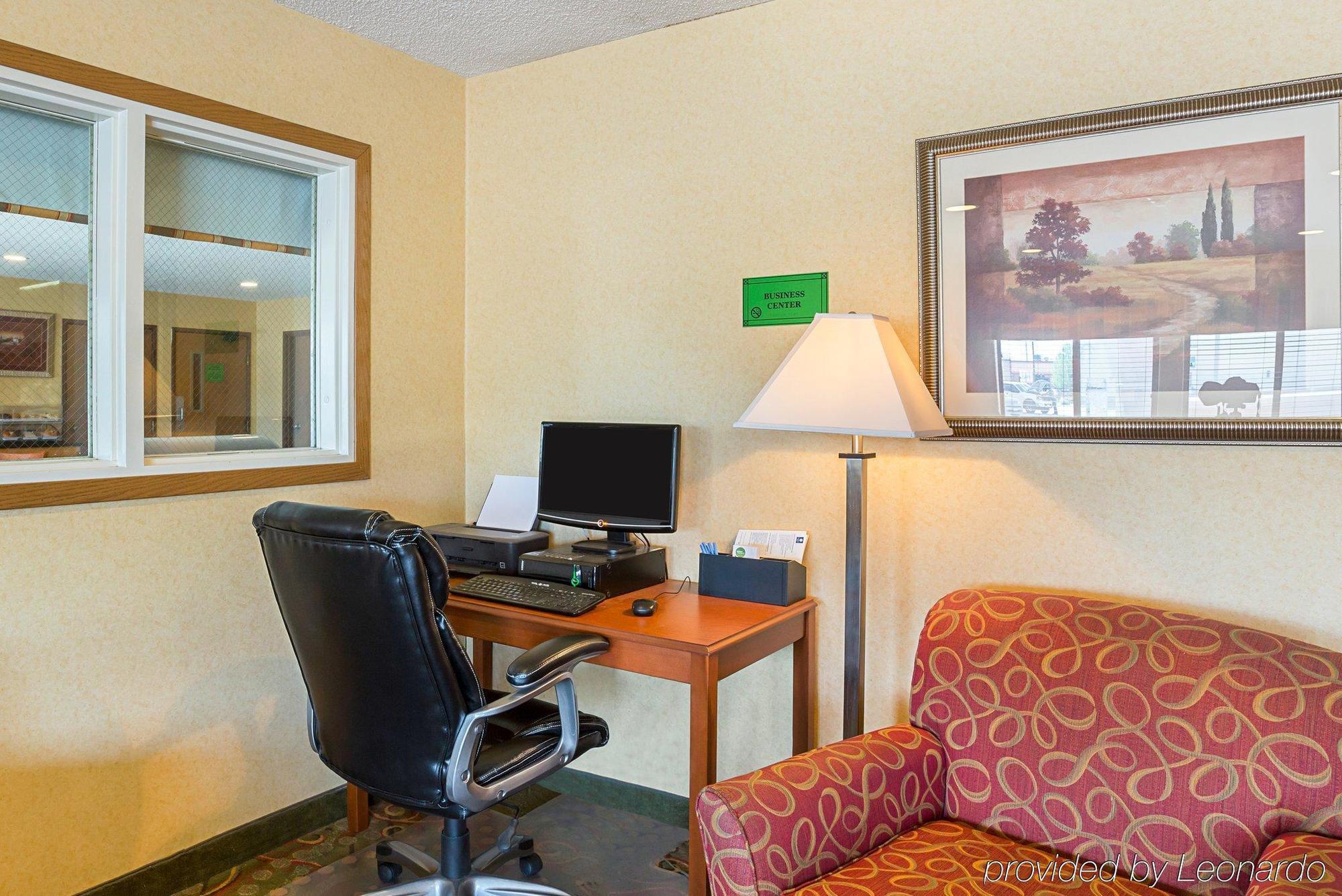Quality Inn Йорк Екстериор снимка